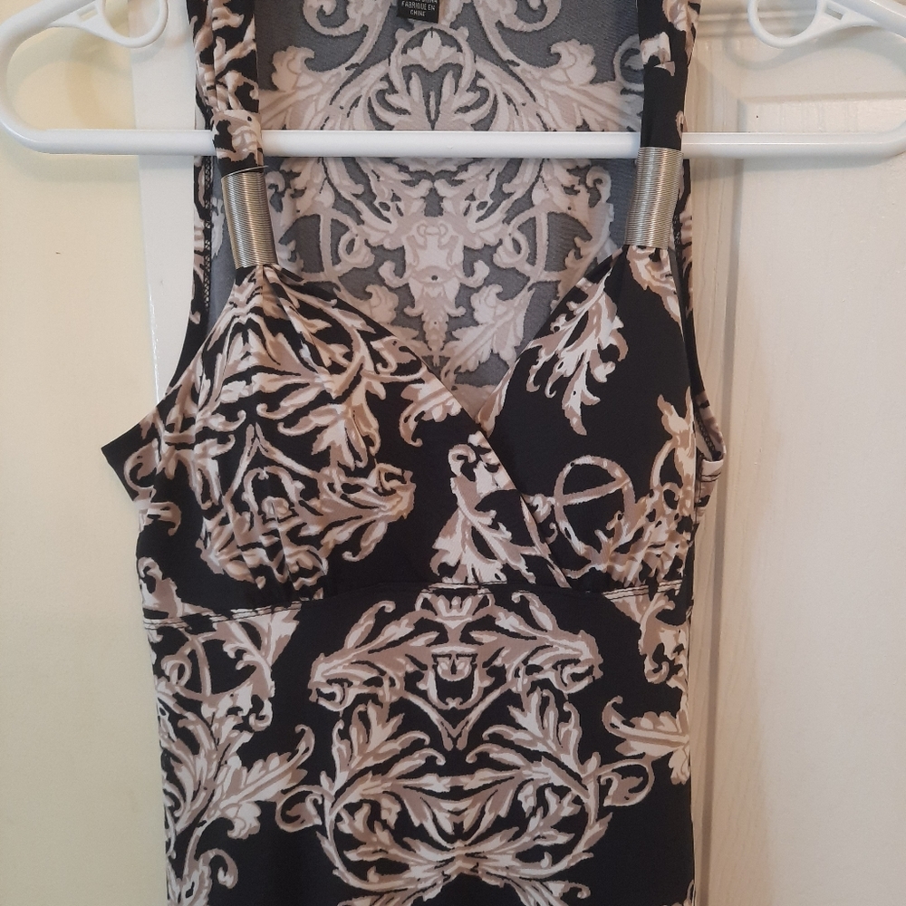 Dress - Picture 2 of 4